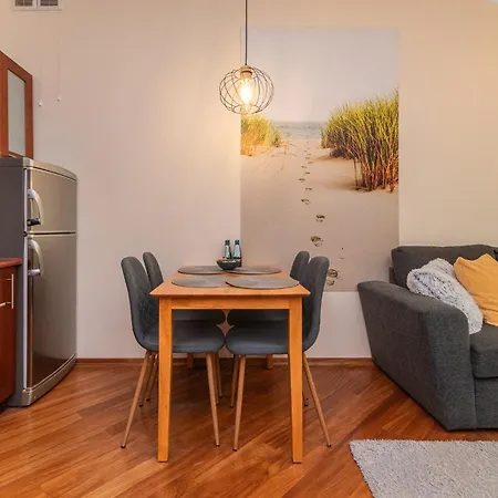Apartamento Patio Mare 4 By Grand *